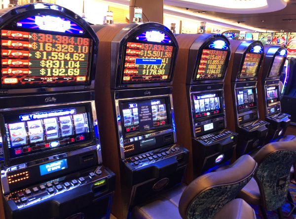 Understanding Casino Free Play - How To Get It and How To Use It ...