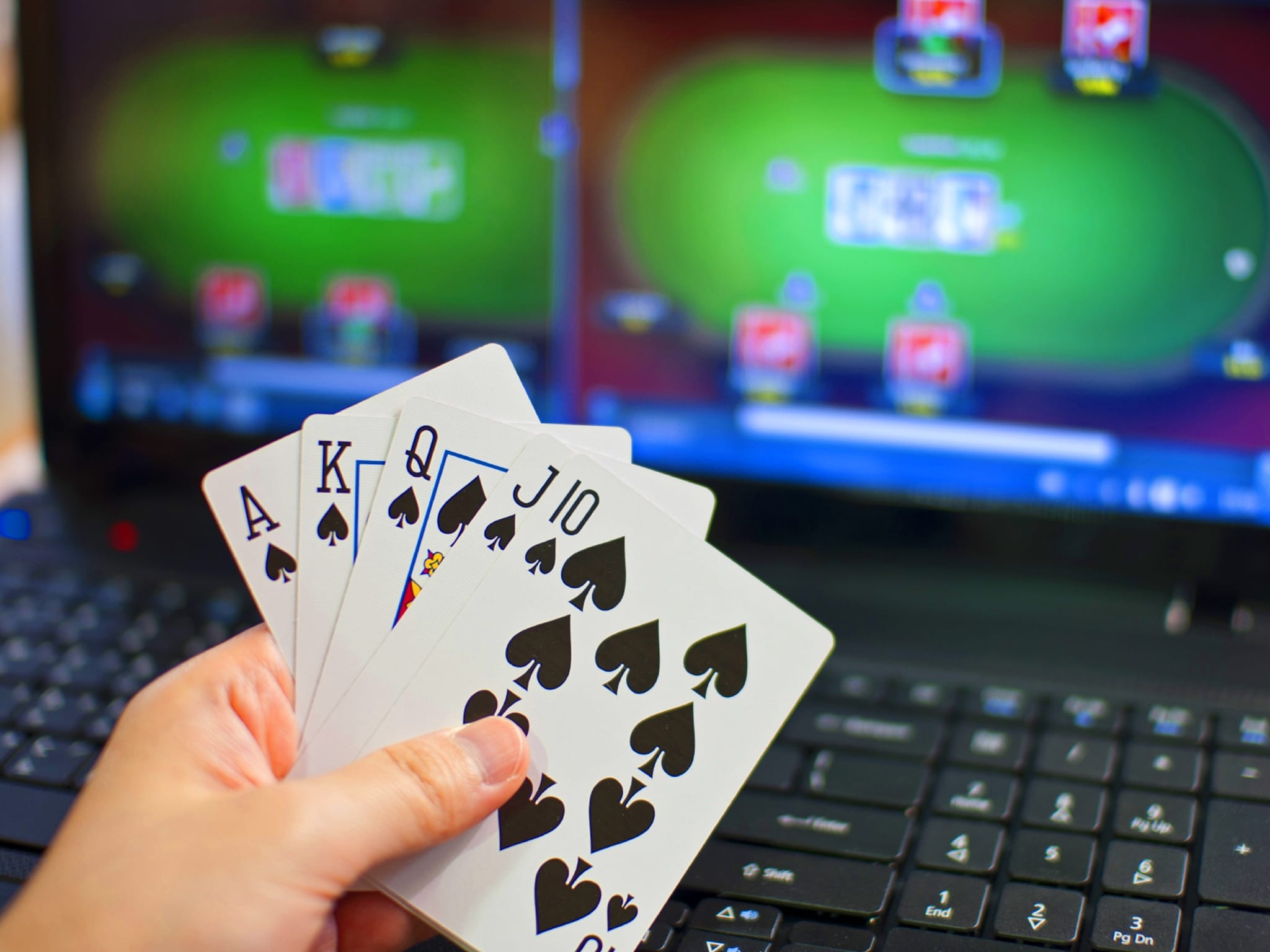 3 Most Popular Online Casino Games for Card Lovers