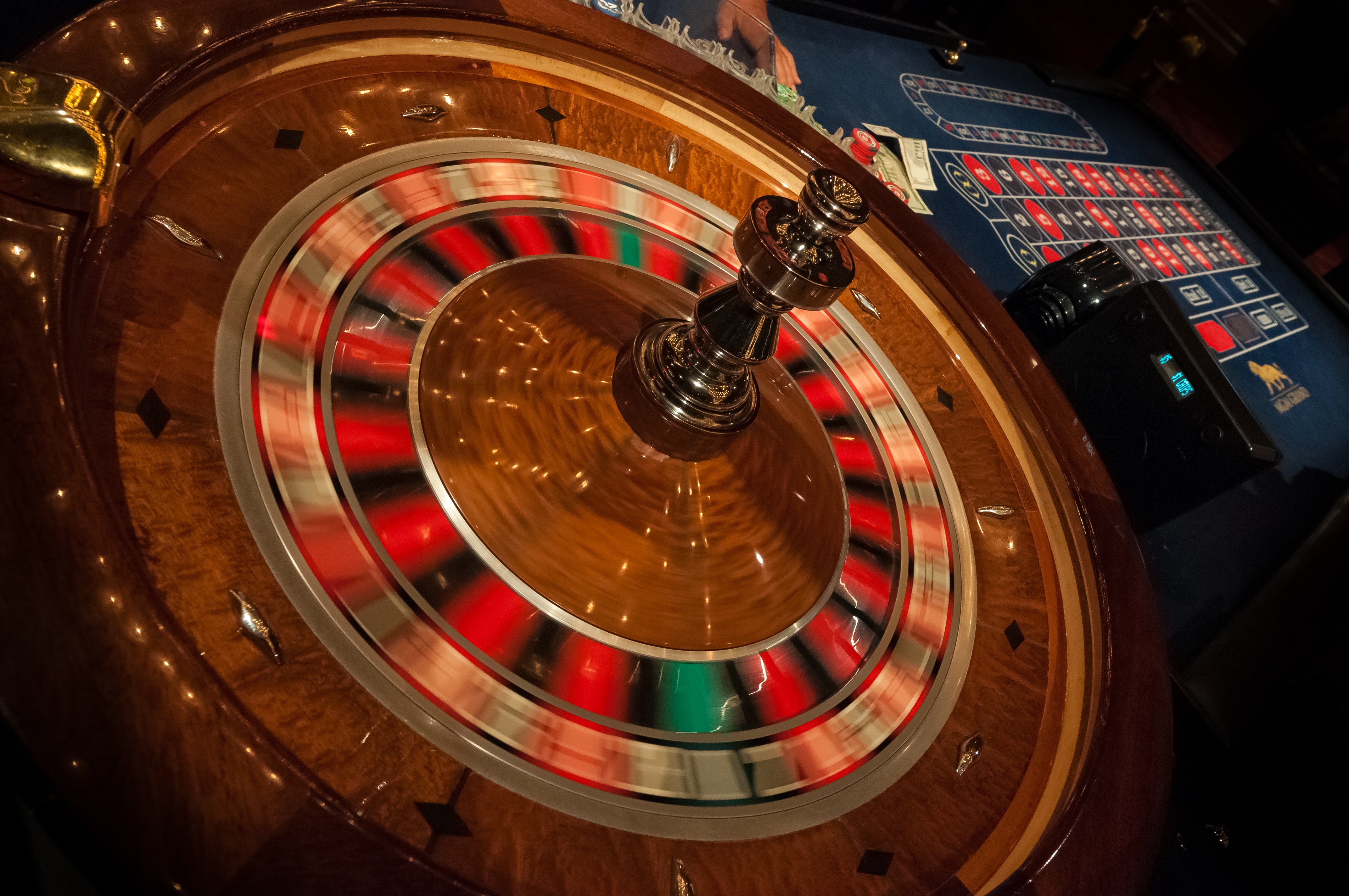 Fotos gratis : rueda, juego, edificio, dinero, máquina, casino, Las ...