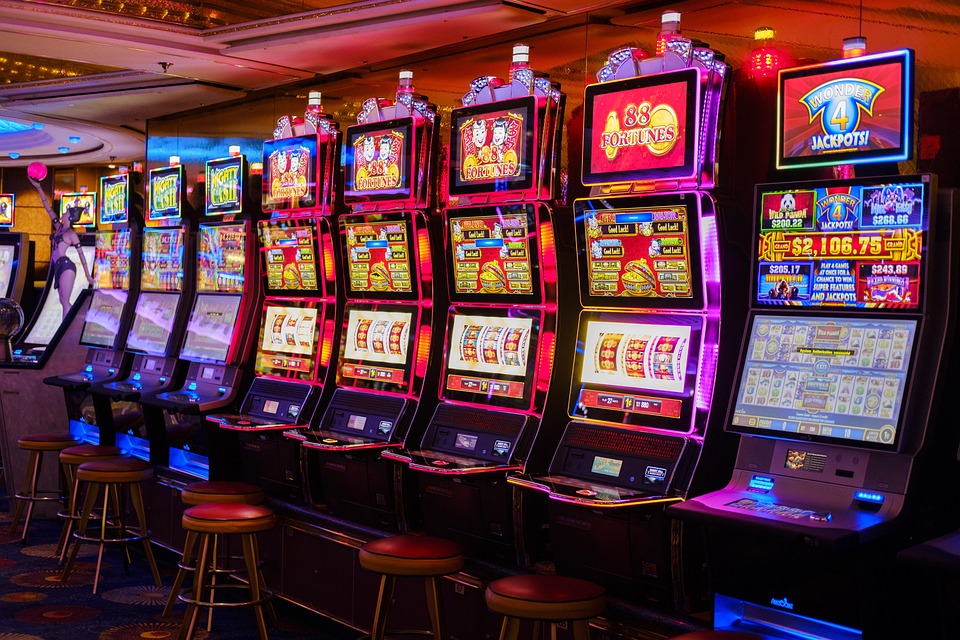 receive Spinzen Casino welcome package advertisement